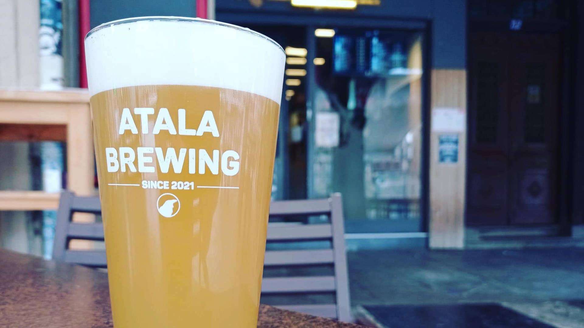 Atala Brewing markako garagardoaren ingurukoak ezagutu ditugu